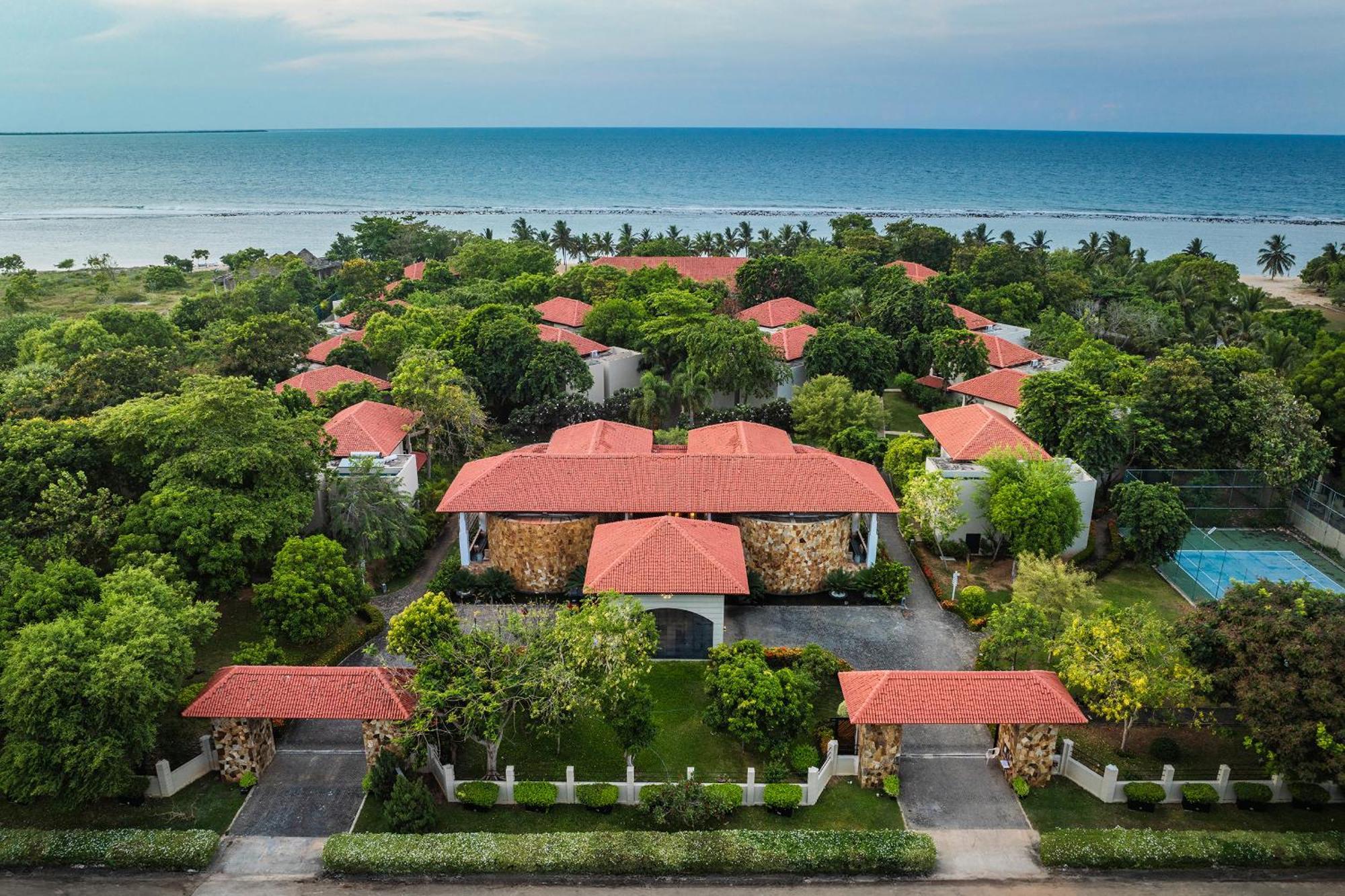 Sun Siyam Pasikudah Hotel Passikudah Exterior photo